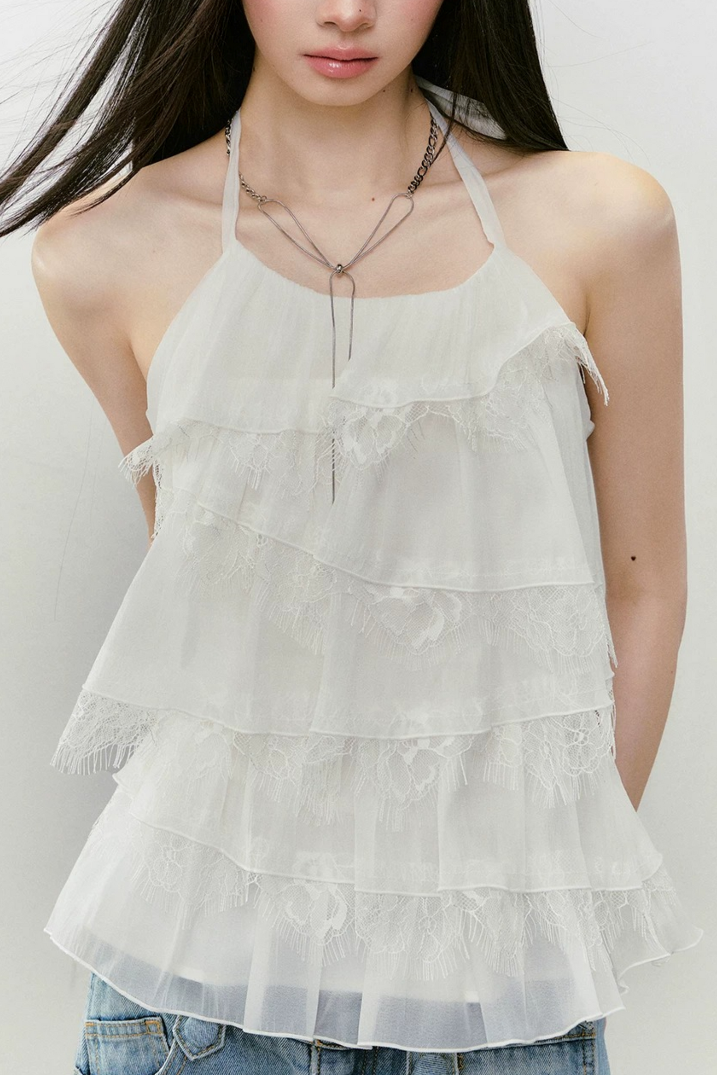 Top dos-nu patchwork en dentelle