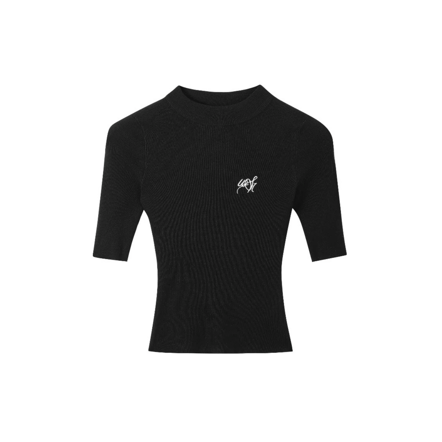 Conjunto Negro: Top Tejido y Falda de Cuadros
