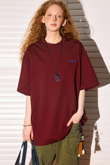 Slim Shoulder Embroidery Graphic T-Shirt