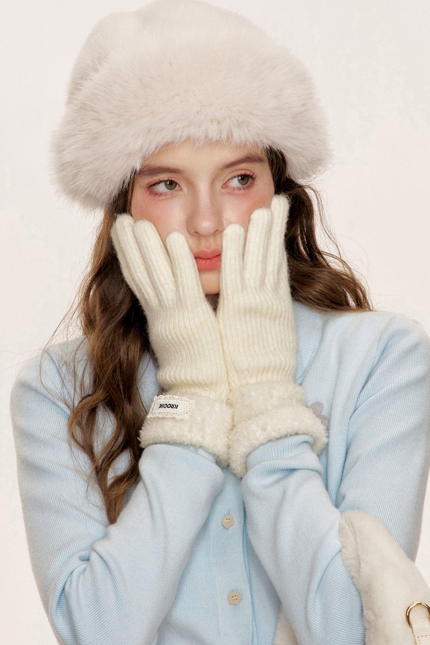 Embroidered Knit Cardigan