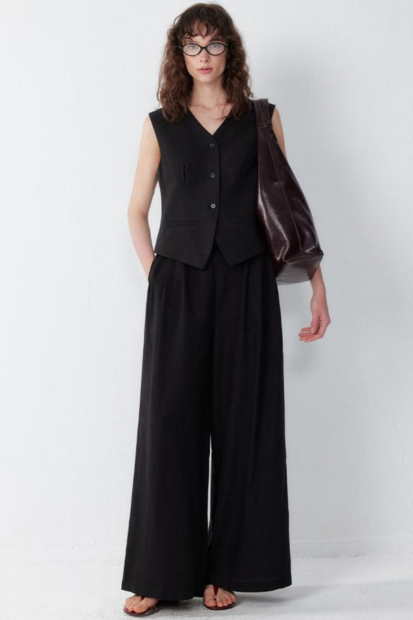 Elegance V-Collar Black Vest Set-Up