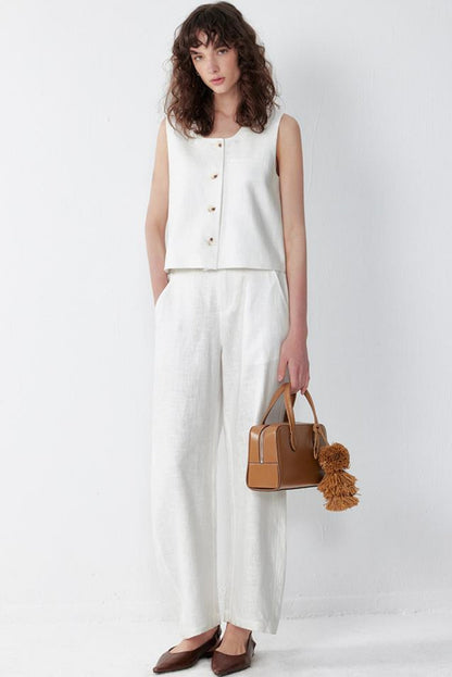 Chic Linen Suit Set-Up