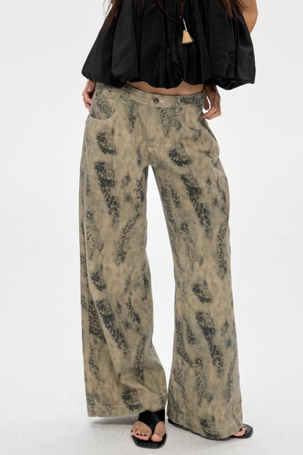 Retro Chic Leopard Print Slim Jeans