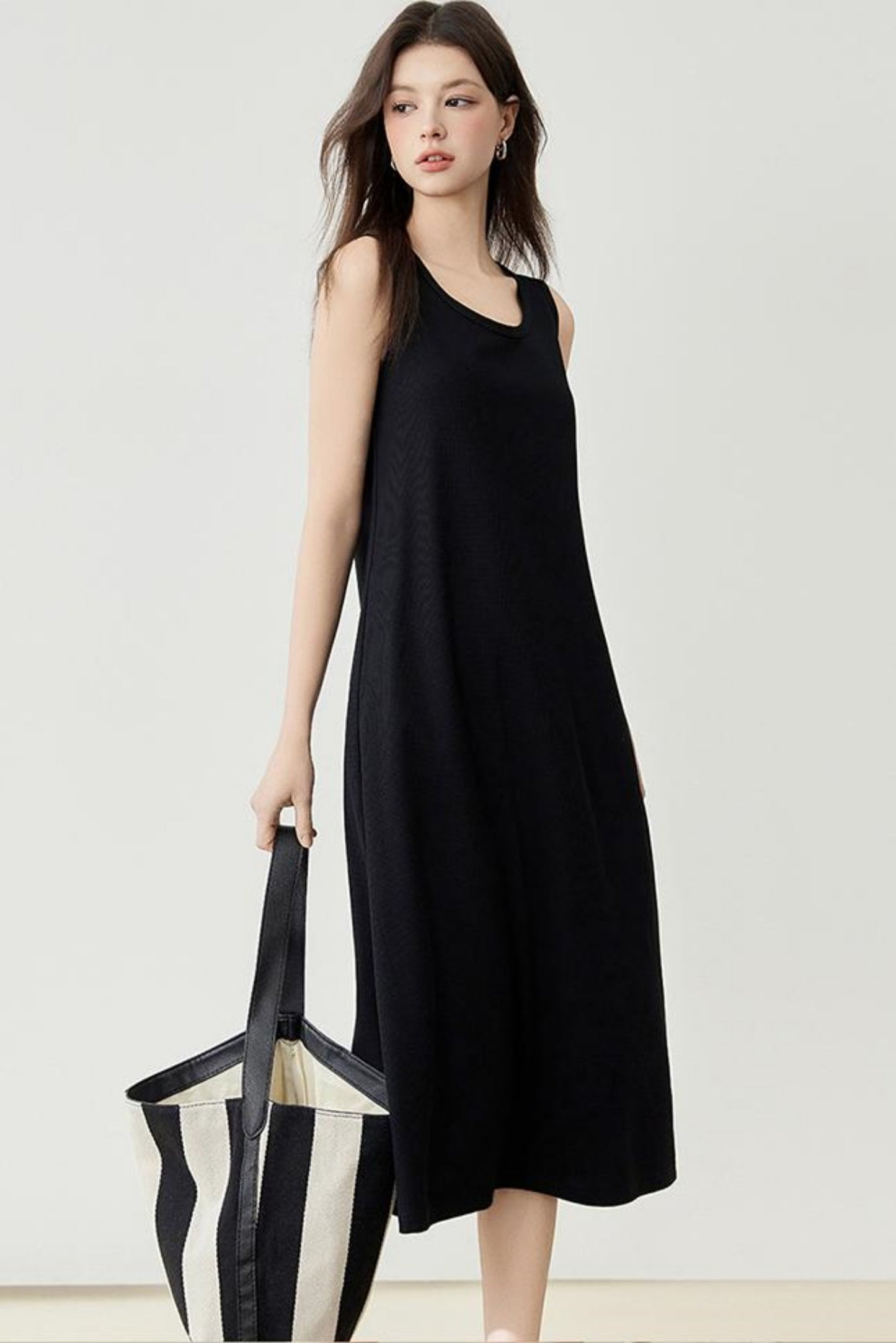 Flowy Knit Fabric Maxi Dress