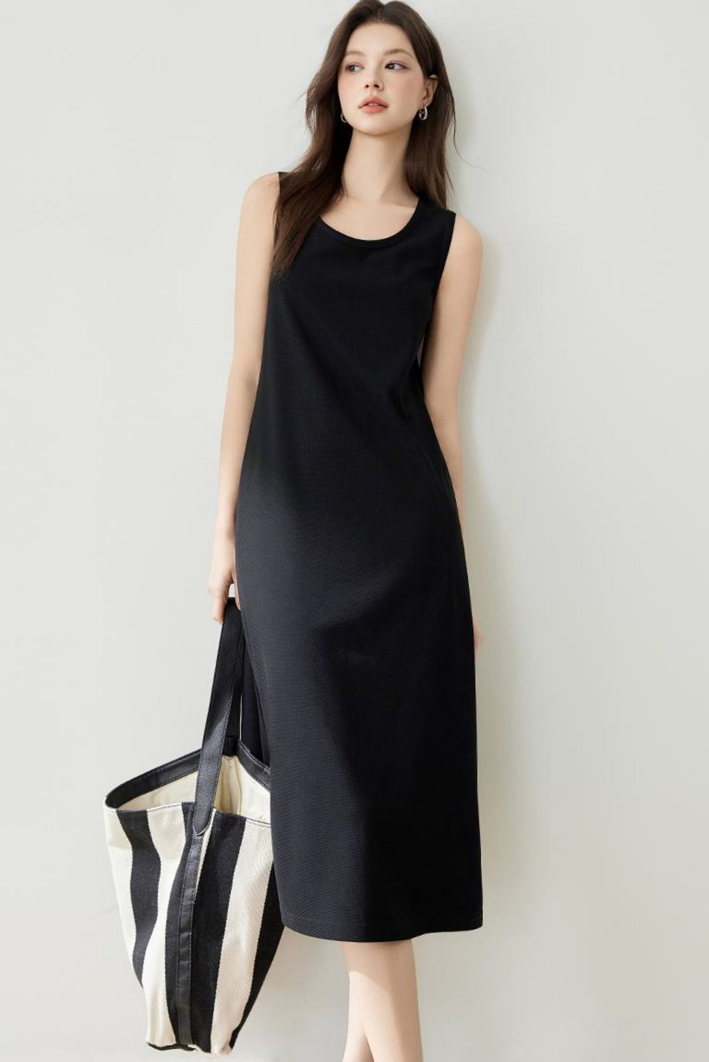 Flowy Knit Fabric Maxi Dress