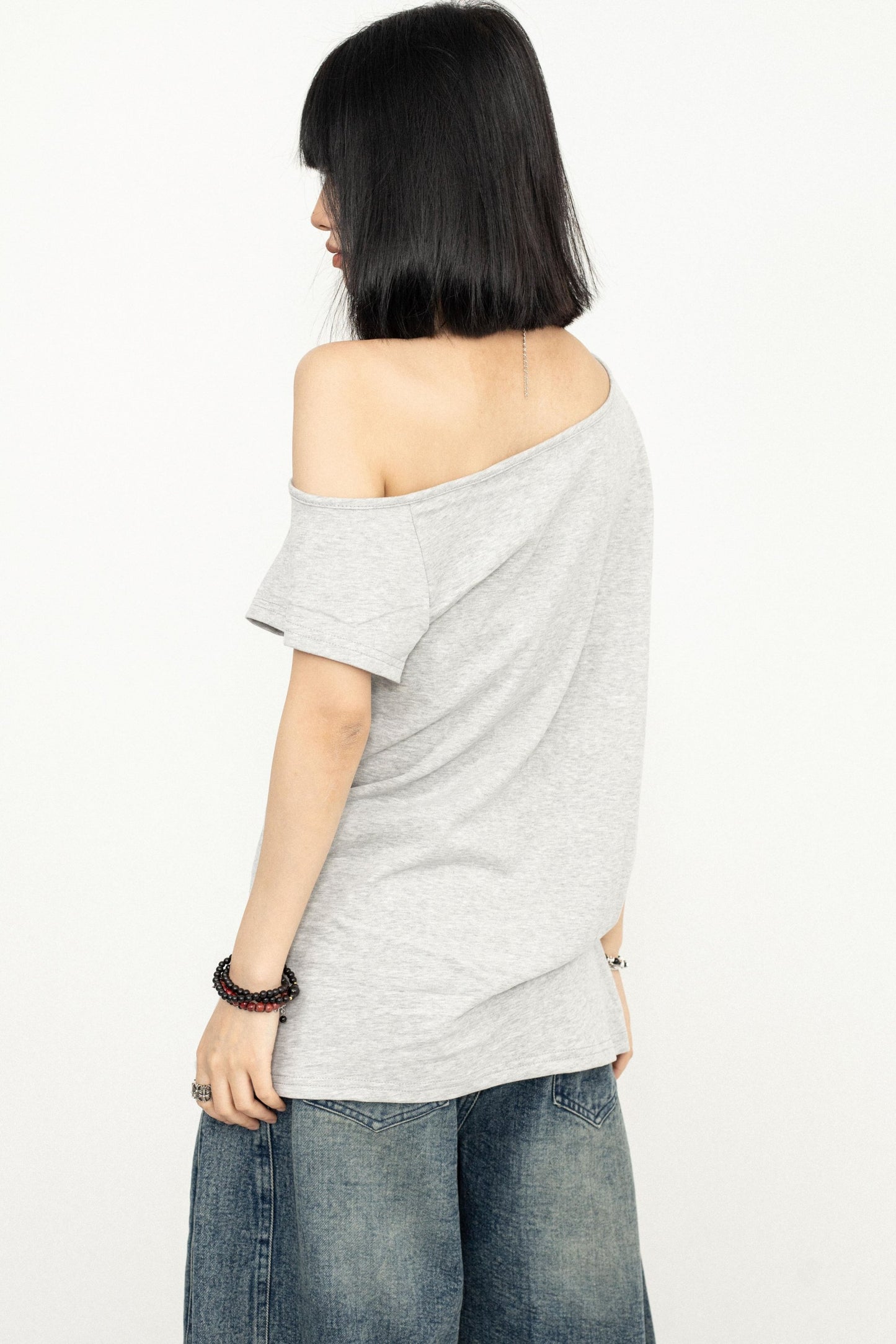 Y2K Style One-Shoulder Tee