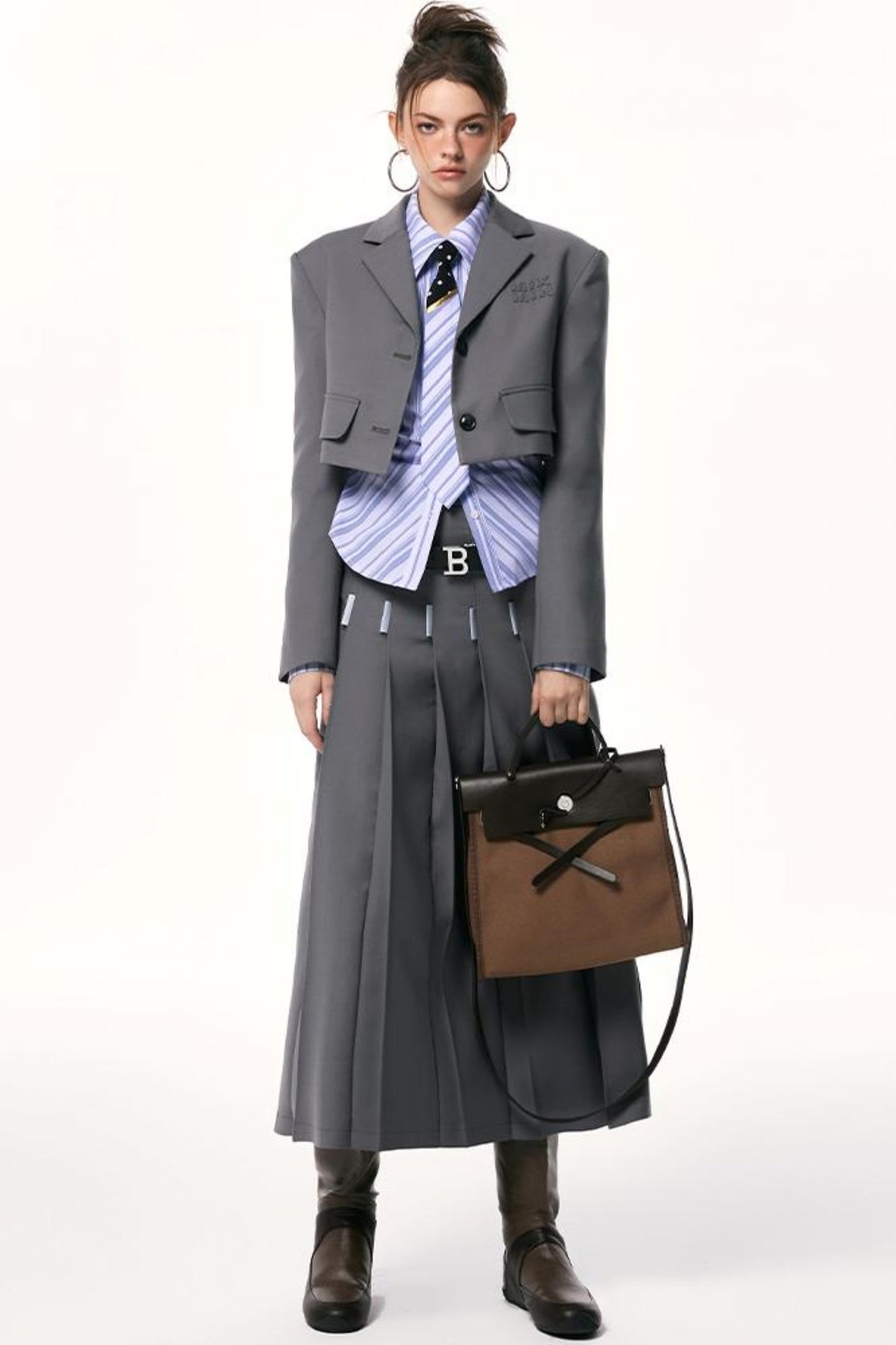 Chic Short Gray Jacket