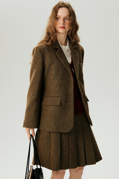 Spring Chic Two-Piece Suit-Up