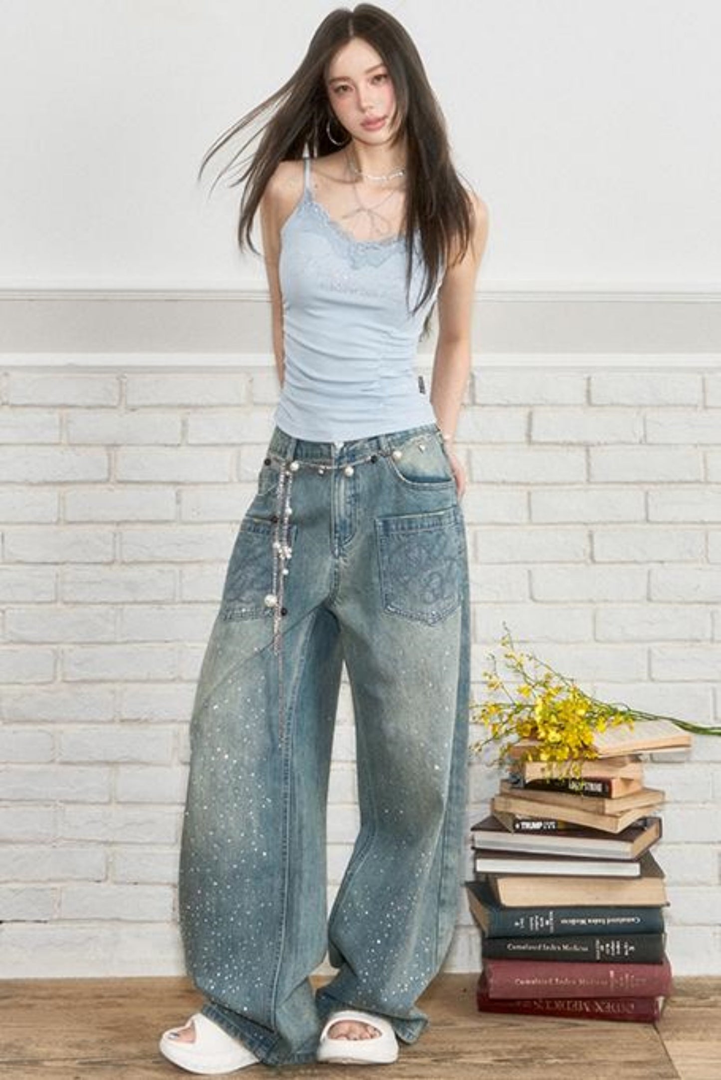 One-Shoulder Chic Set-Up