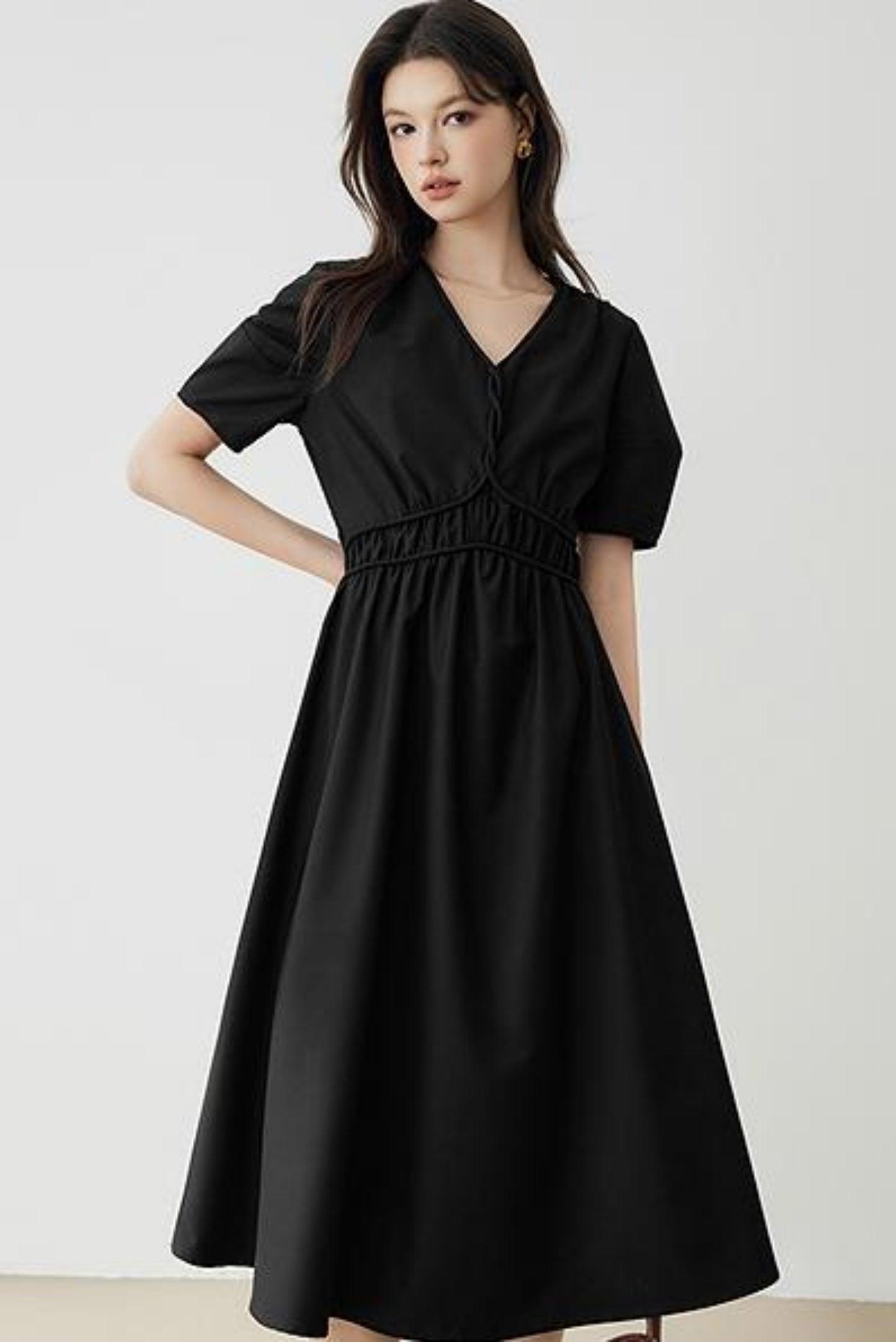 Minimalist Solid Puff Sleeve Dress