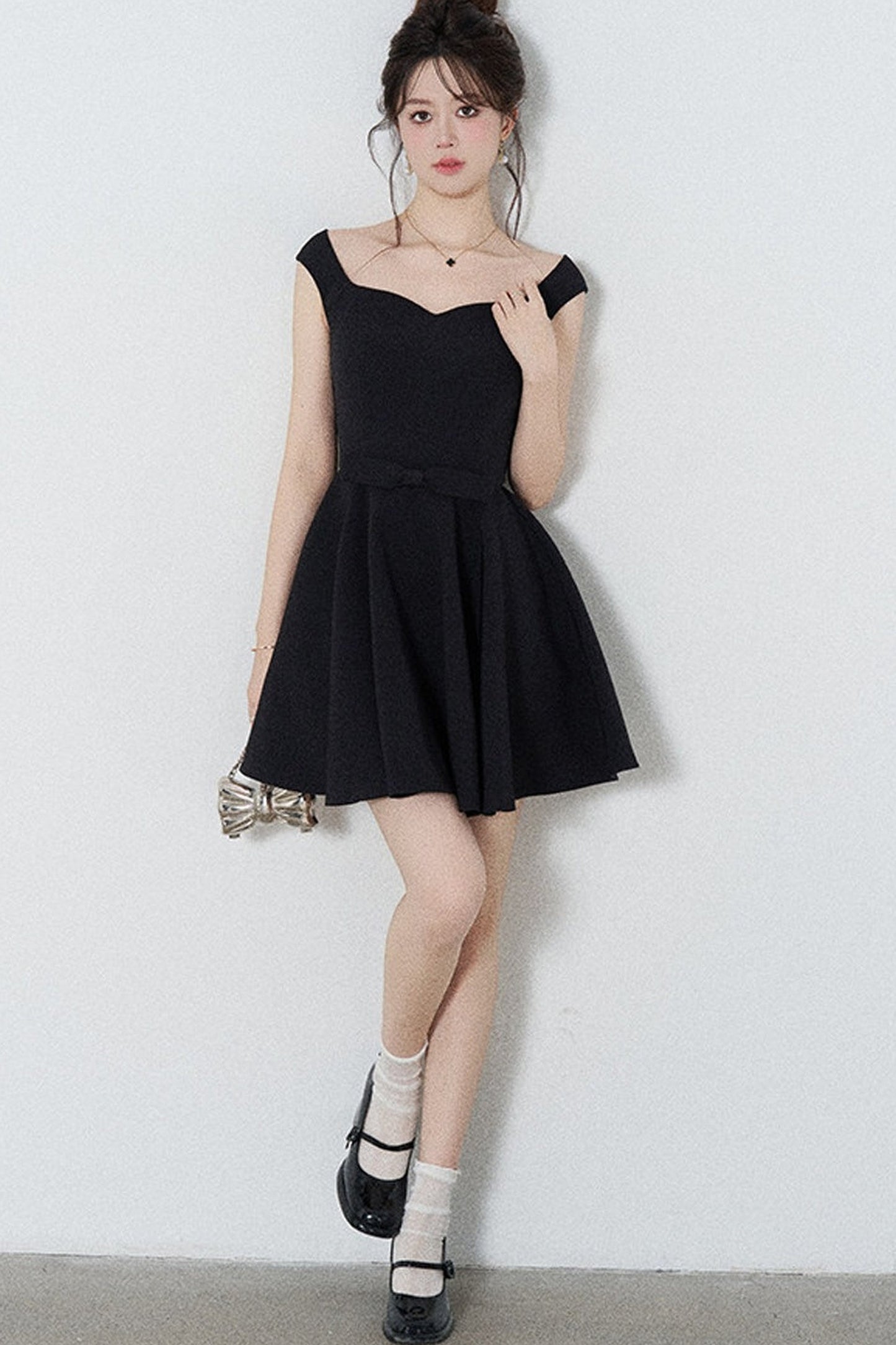 Black Square-Neck Puffy A-Line Dress