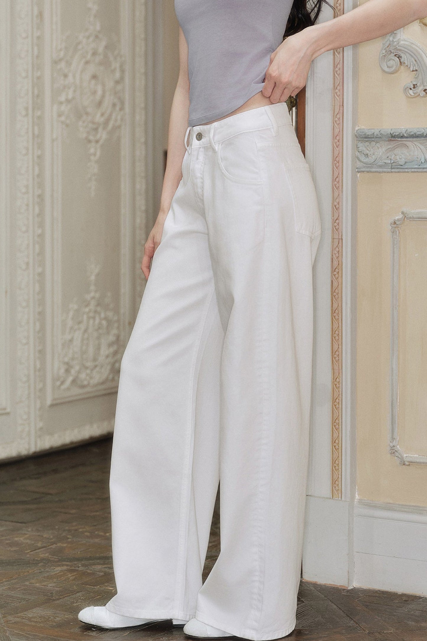 Lyocell Blend Low-Rise Wide-Leg Jeans