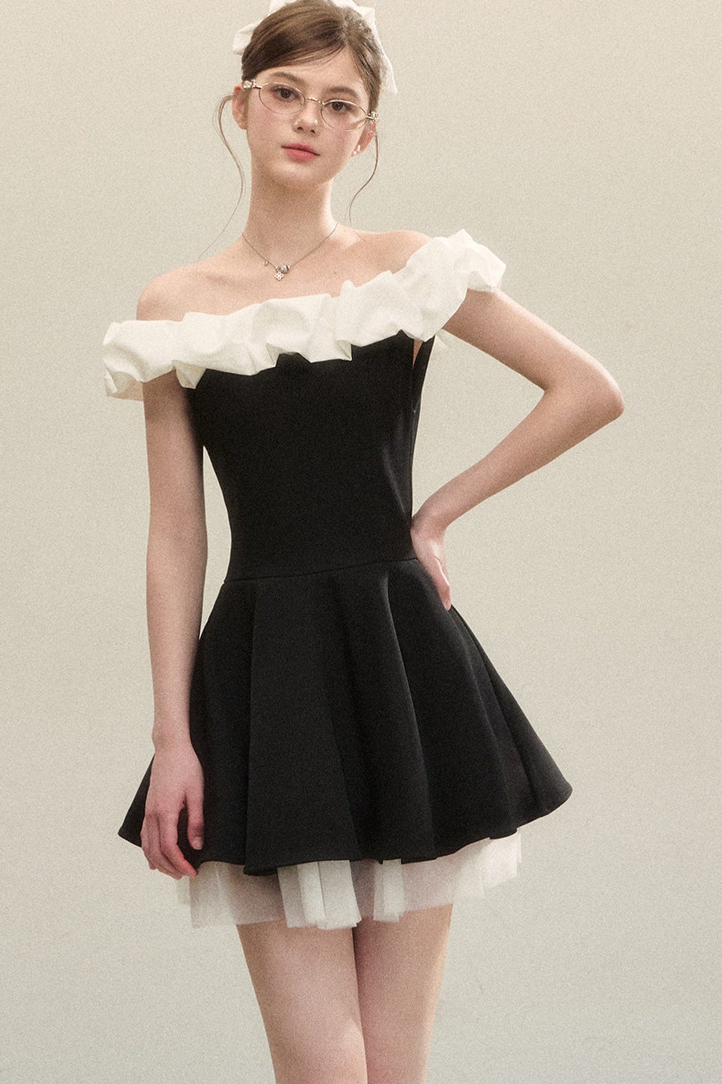Elegant Off-Shoulder Ballet Dress