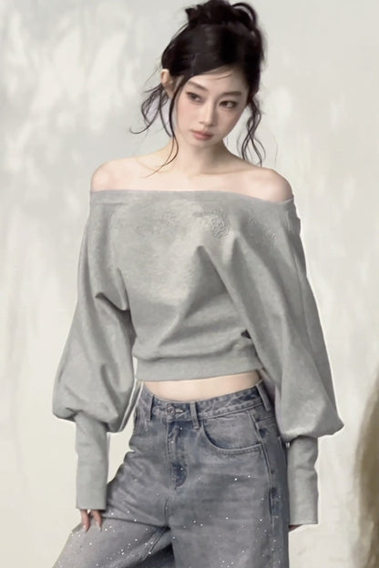 Geprägtes schulterfreies Crop-Sweatshirt mit Katze
