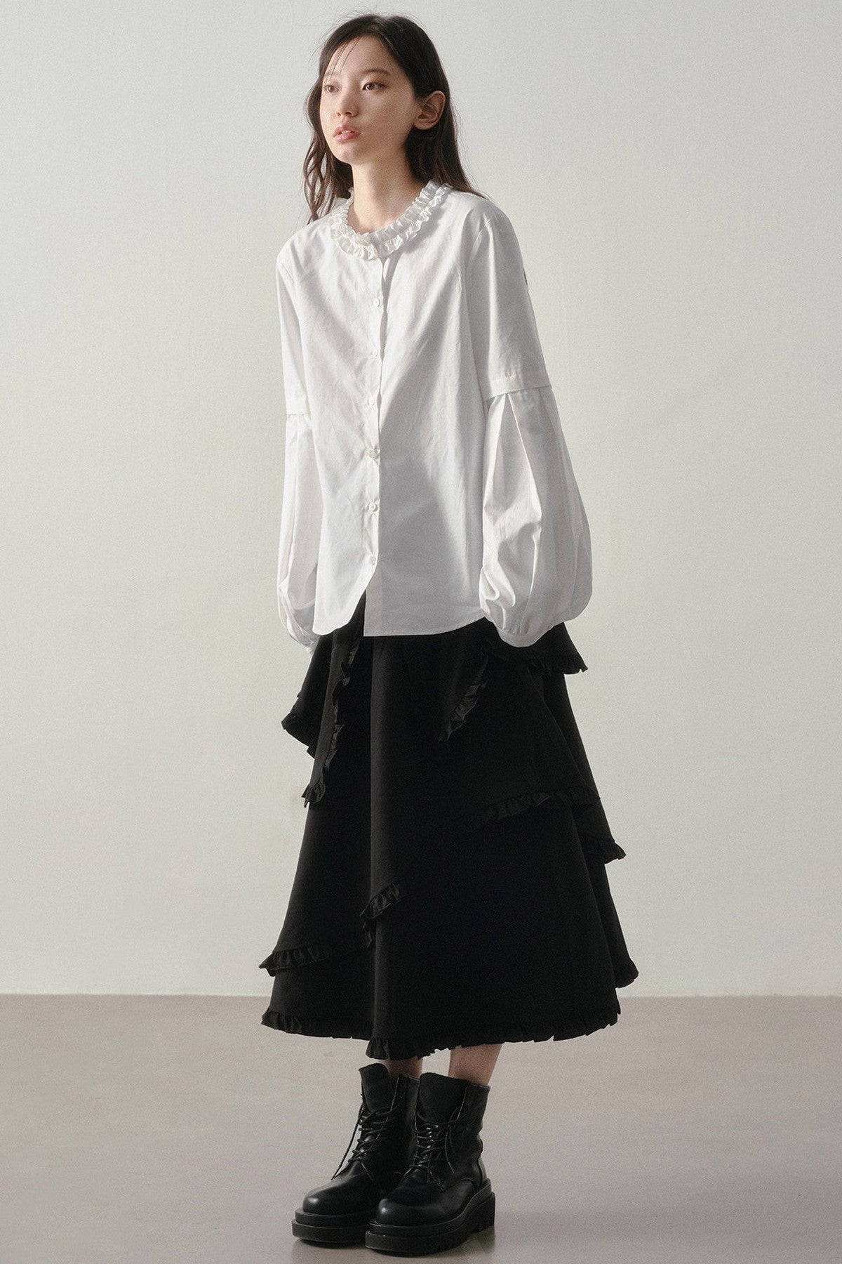 White Ruffled Collar Lantern Sleeve Blouse