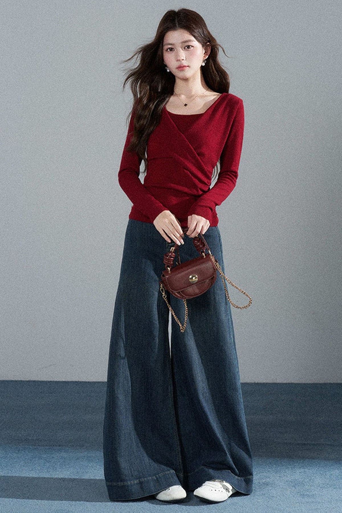 Round Neck Waist-Cinching Knit Top
