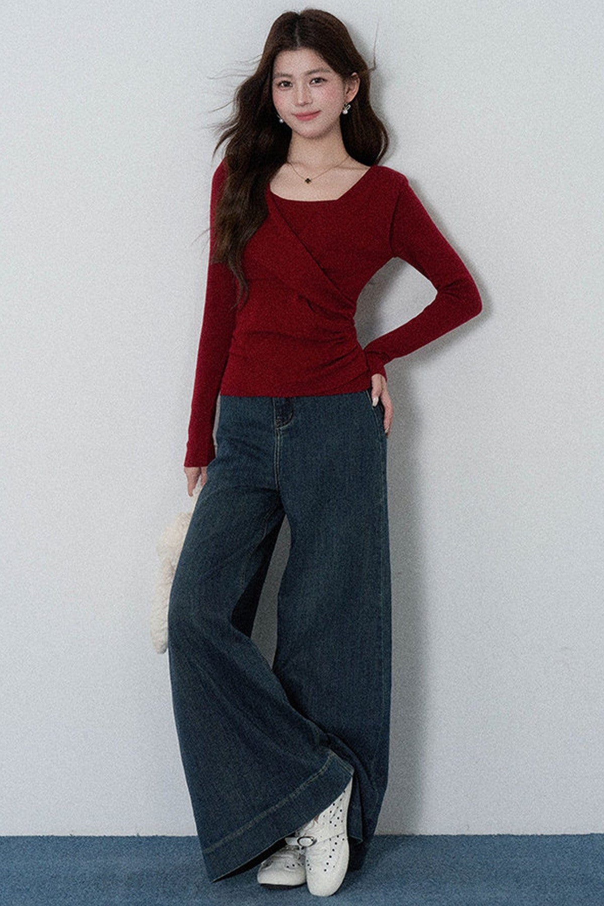 Round Neck Waist-Cinching Knit Top