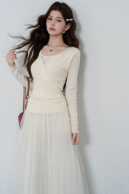 Round Neck Waist-Cinching Knit Top