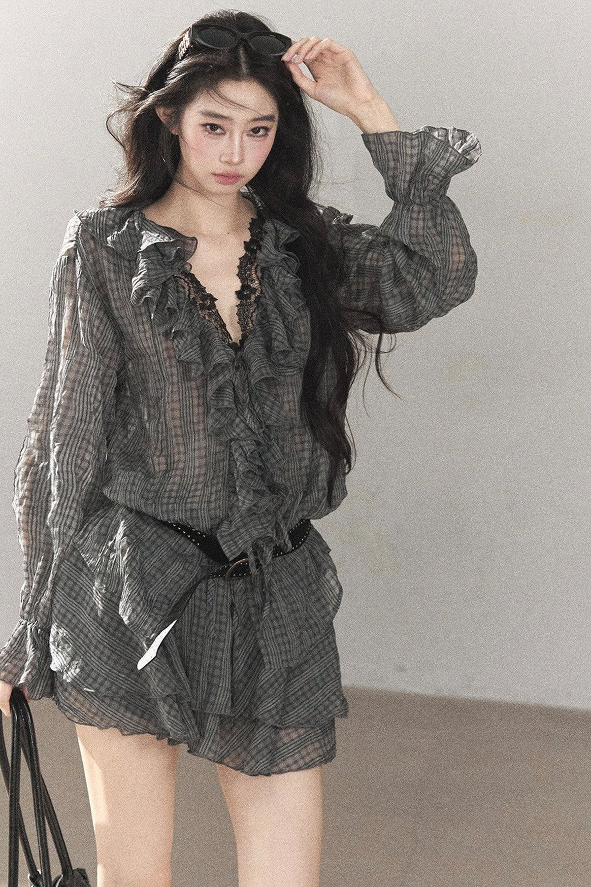Set aus gerüschtem Chiffon-Top und kurzem Rock