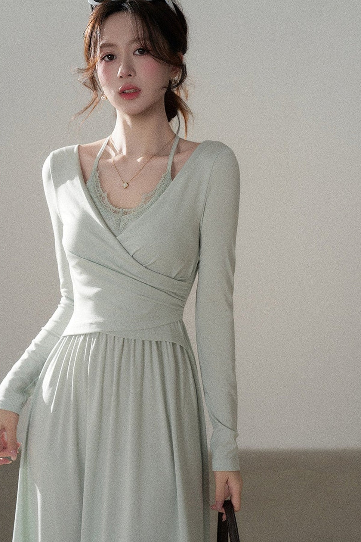 Long Sleeve V-Neck Lace Knit Dress