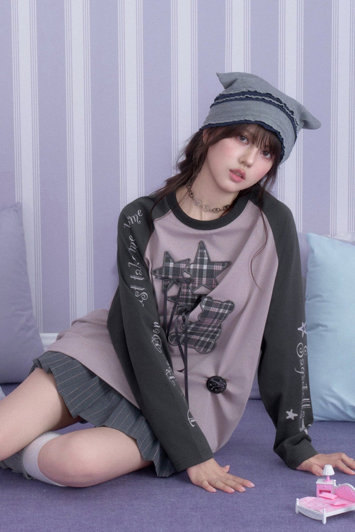 Raglan Sleeve Balloon Bear T-shirt
