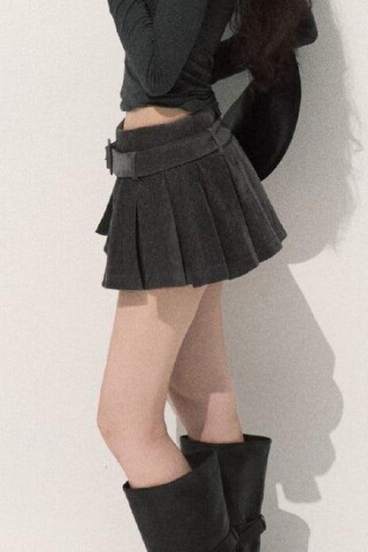 Lyocell High-Waisted Pleated Skirt