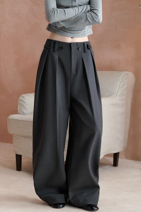 Double Pleated Curved Blade Wide Pants