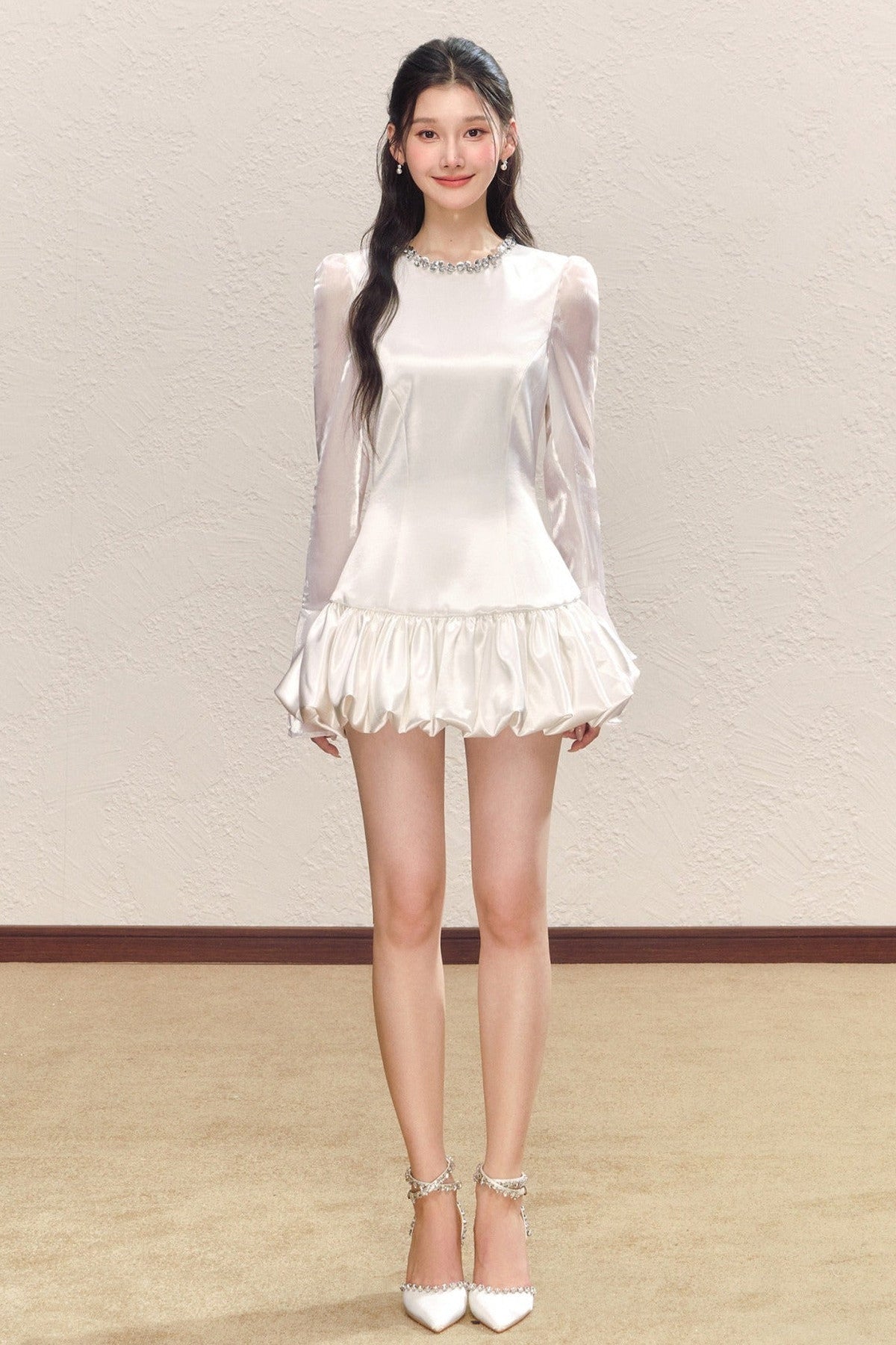 Pearl White Satin Long-Sleeved Flower Bud Dress