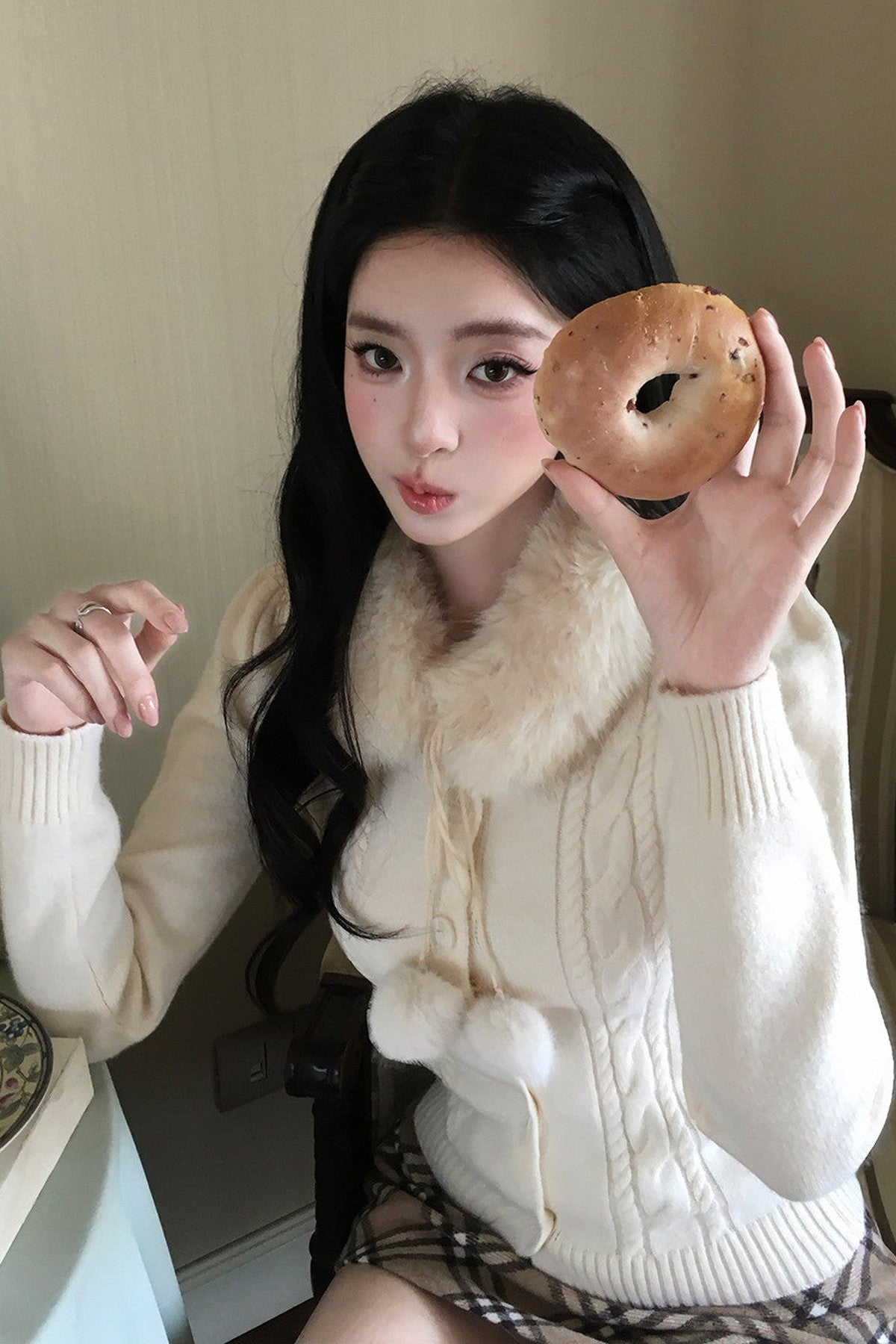 Fur Collar Single-Breasted Lace-Up Knit Cardigan