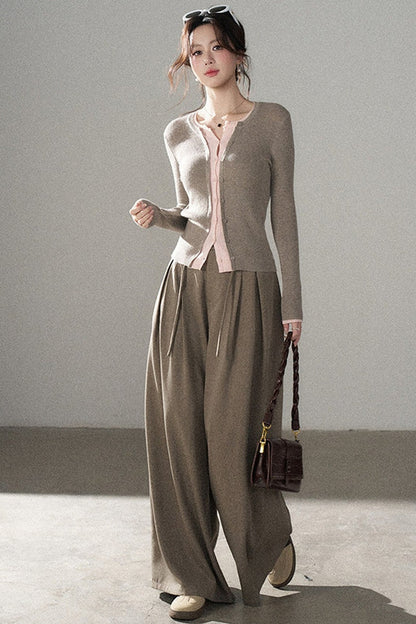Short Color-Blocked Knit Cardigan