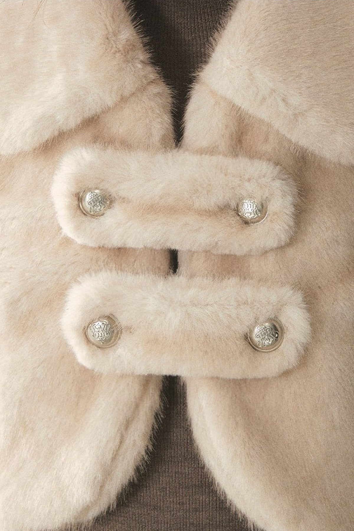 Short-Sleeved Faux Fur Double-Breasted Jacket