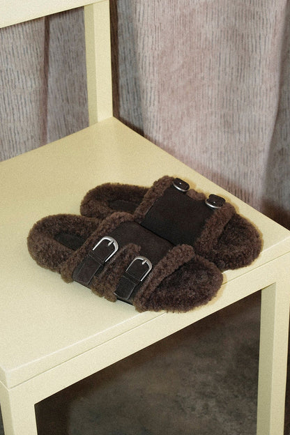 Furry Thick-Soled Flat Single Strap Slippers