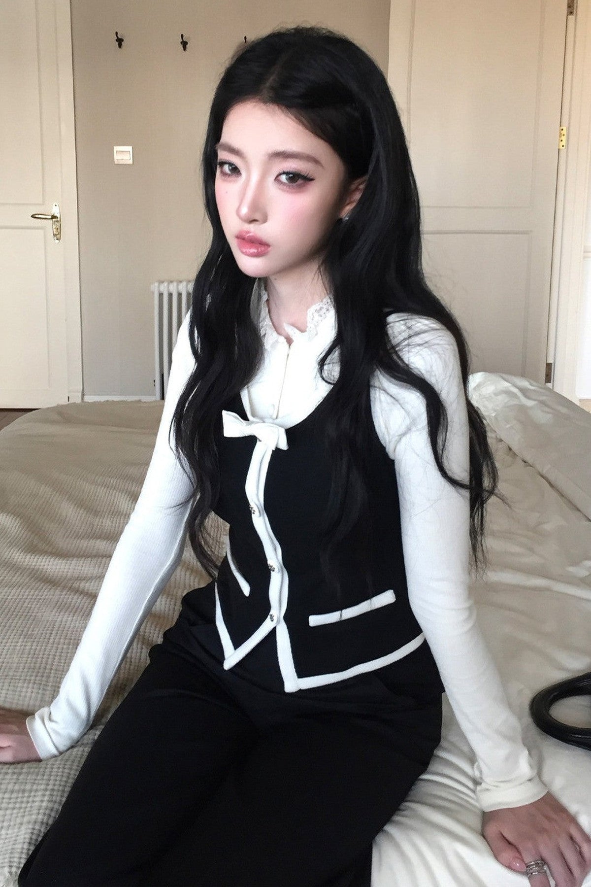 French Style Color-Block Bowknot Vest and Skirt Set-Up
