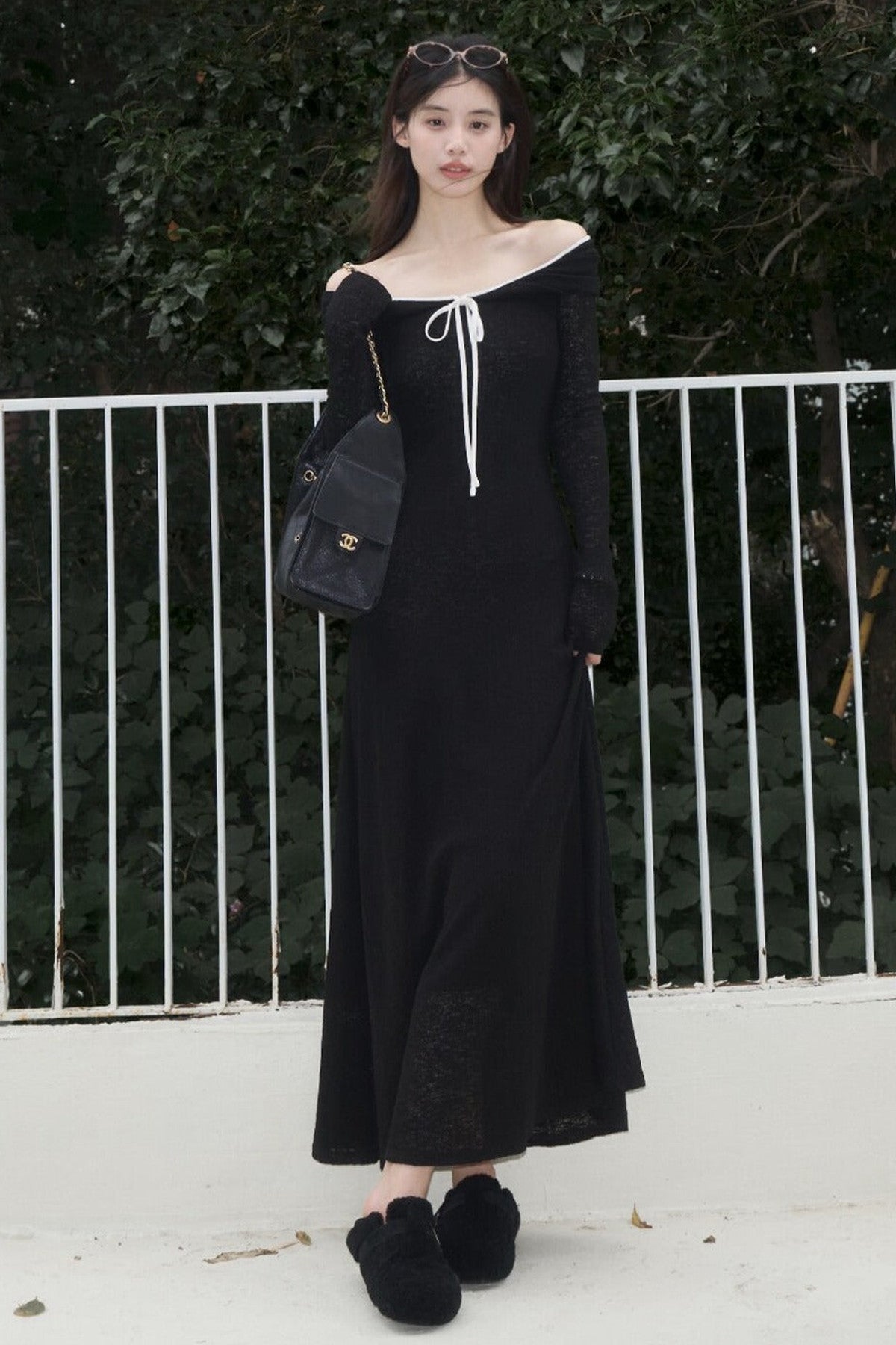 Strickkleid in A-Linie mit Struktur und Carmenausschnitt