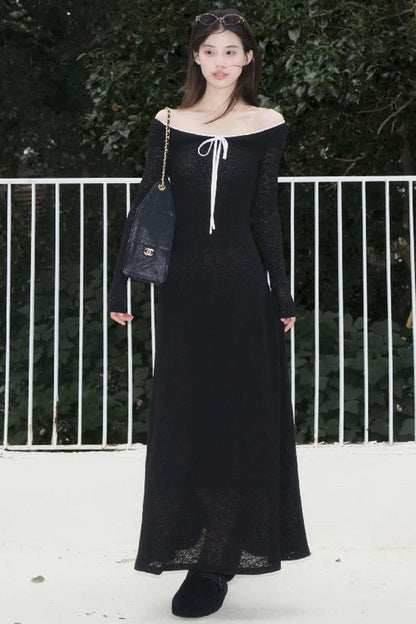 Strickkleid in A-Linie mit Struktur und Carmenausschnitt