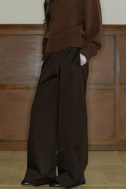 Pantalon taille basse à jambes larges