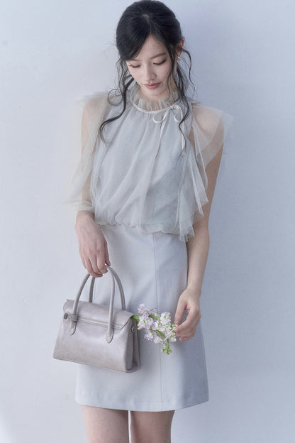 Plissiertes Kleid mit Mesh-Patchwork