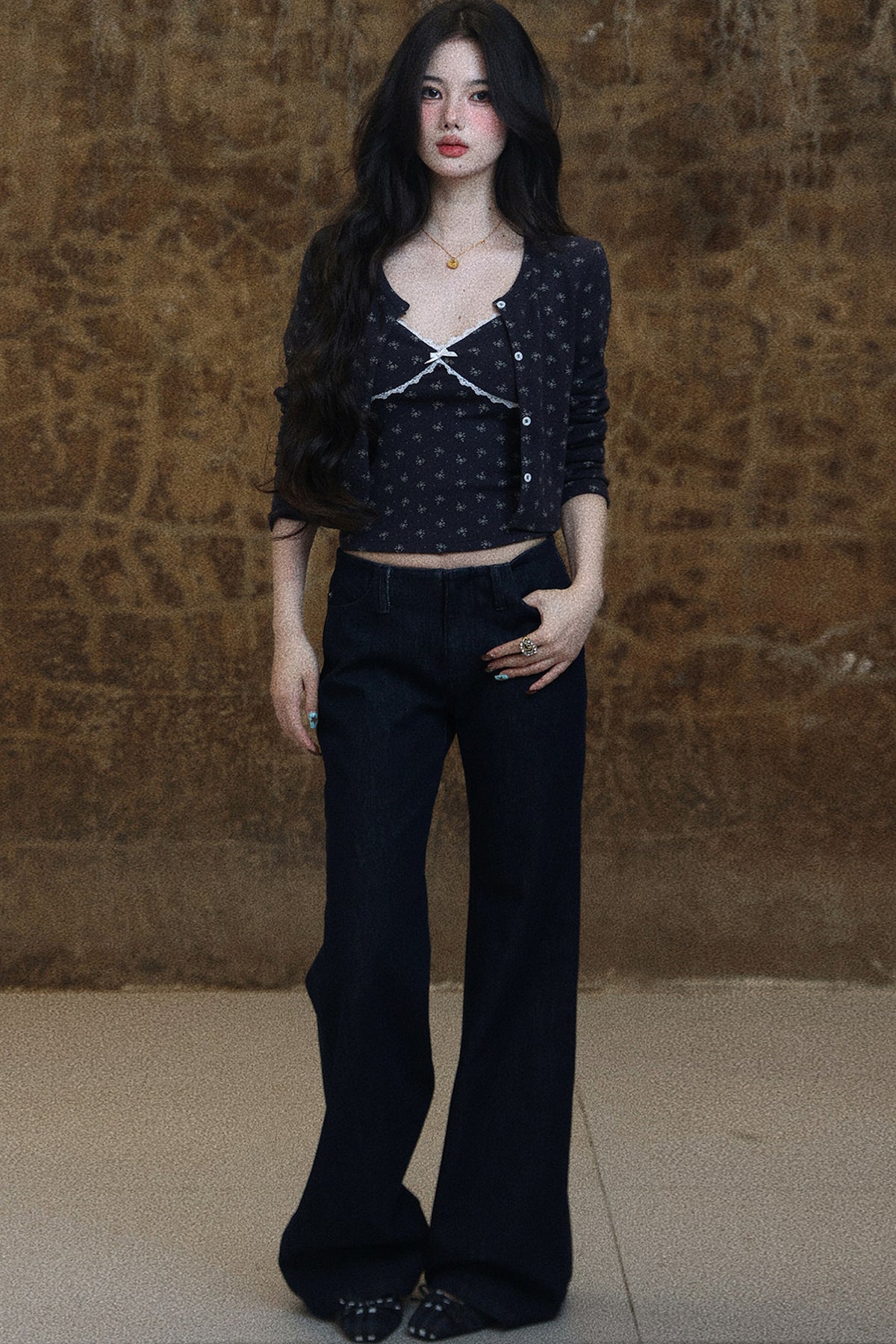 Classic Low-Waist Micro-Flare Jeans