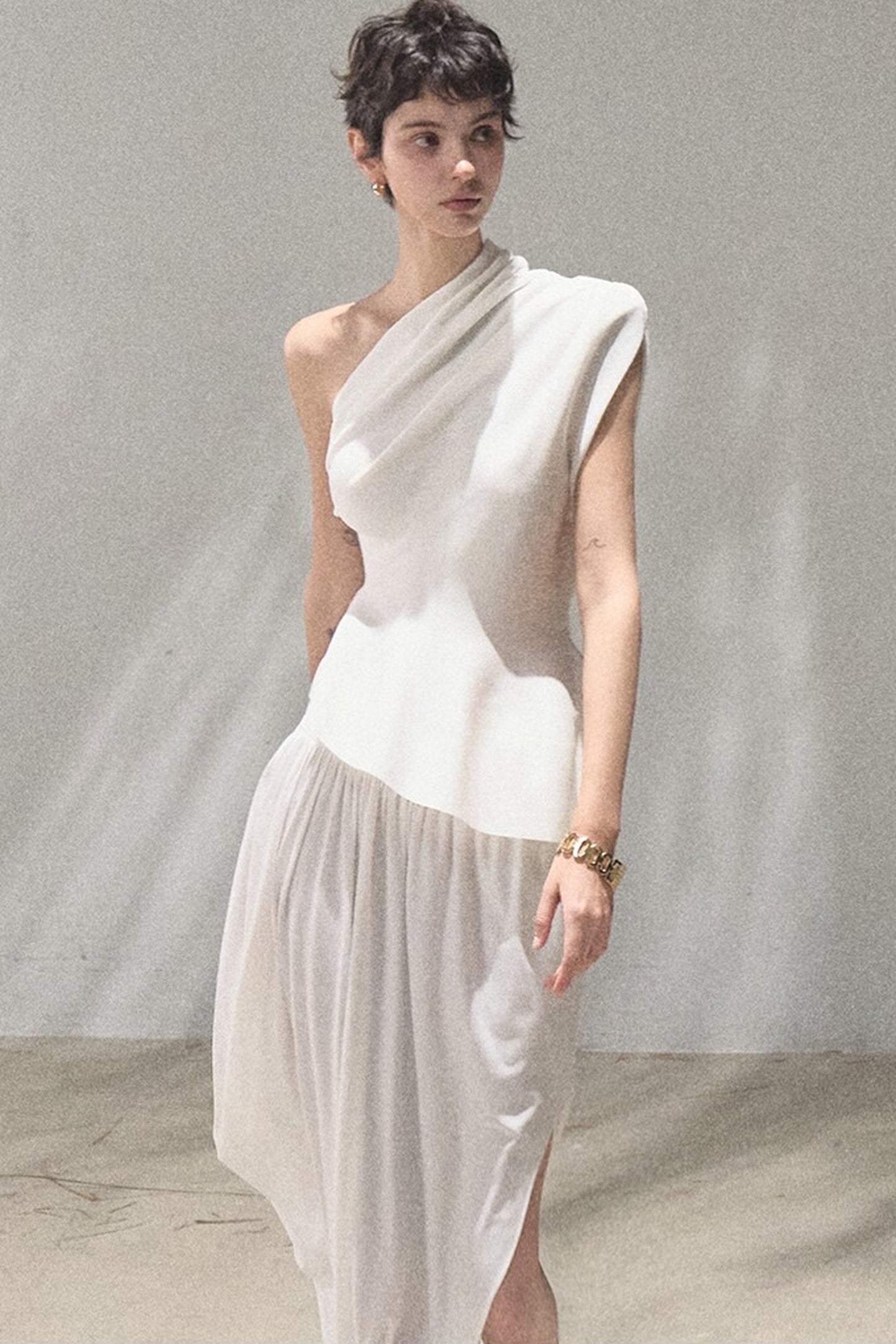 Irregular High-Waisted White Slit Skirt