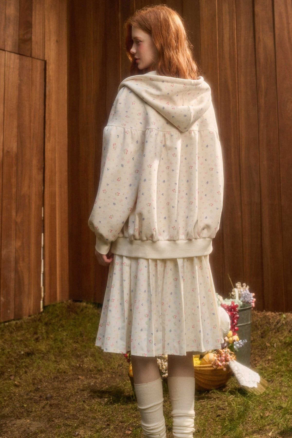 Hoodie and Pleated Skirt Set-Up