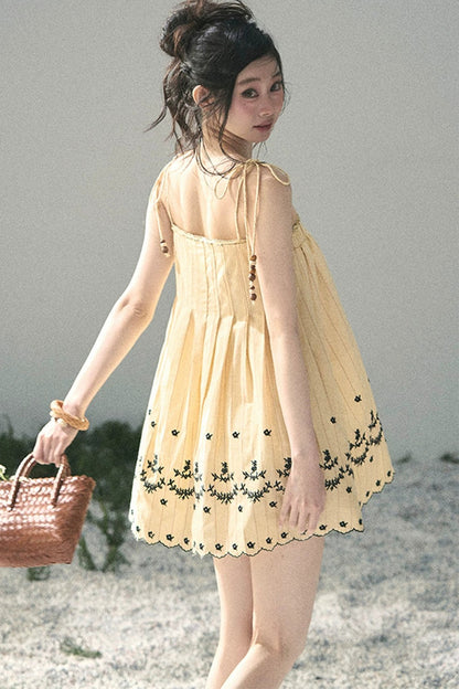 Double-Sided Wave Hem Dress