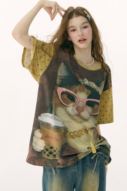 Locker sitzendes Kurzarm-T-Shirt mit Katzenprint
