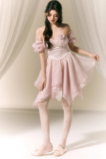 Macaronfarbenes Puffärmelkleid
