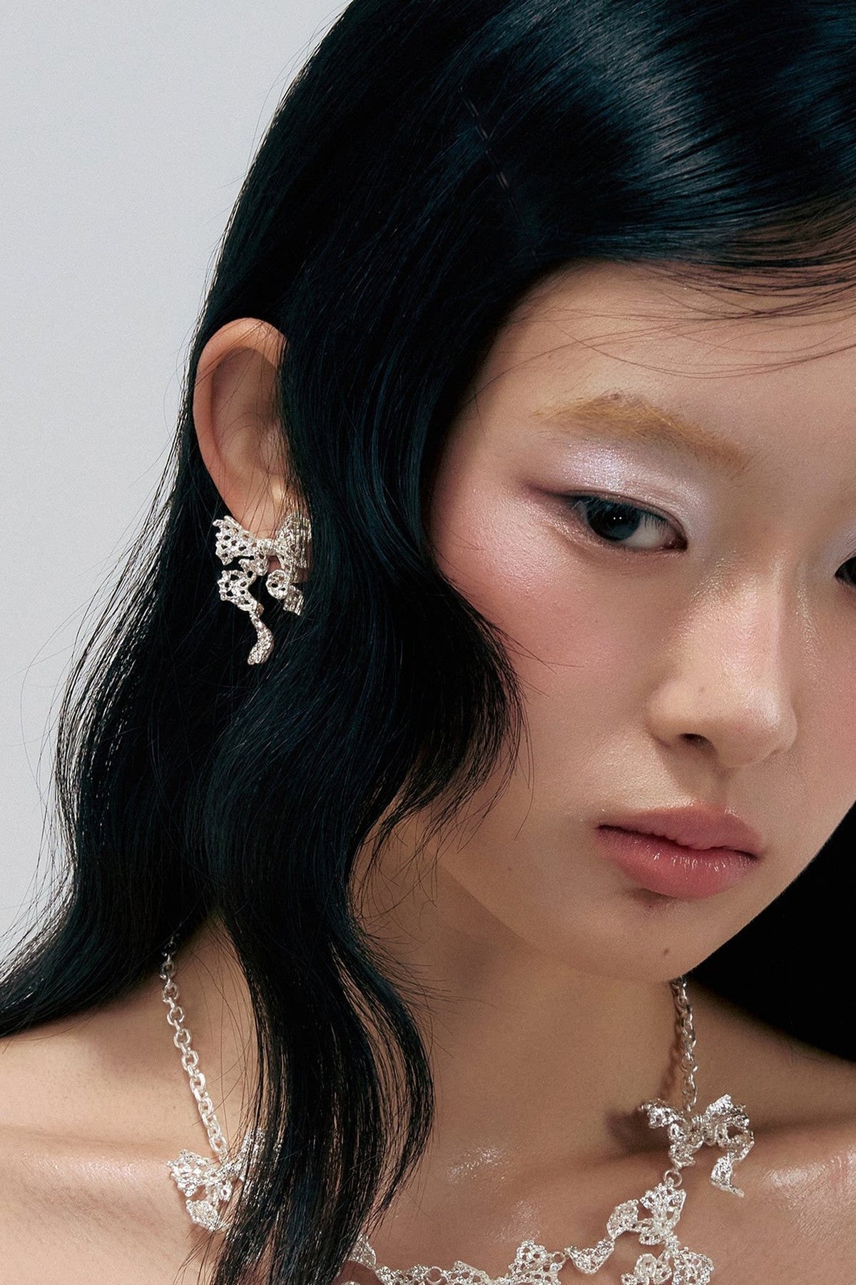 Lace Series Cut-Out Bow Earrings