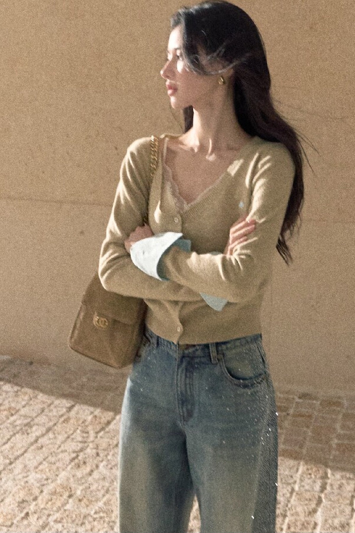 Large U-Neck Knit Cardigan