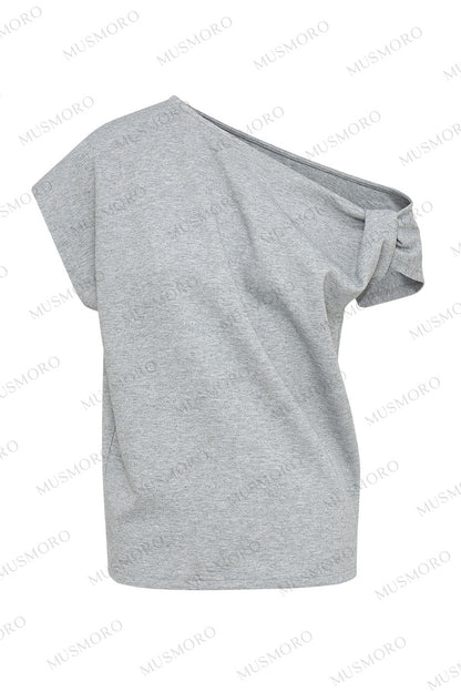 Three-Dimensional Twist Shoulder Top