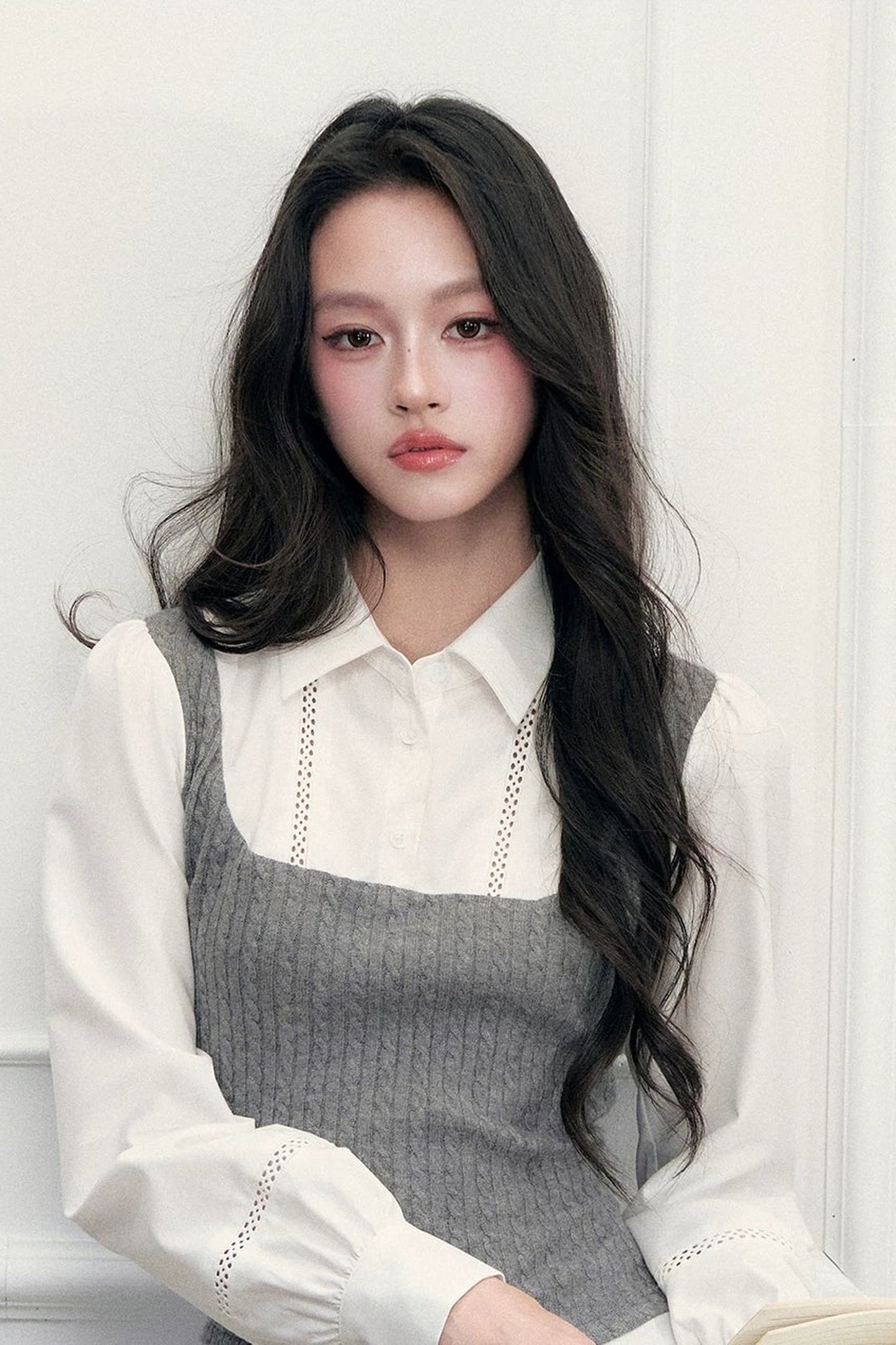 Gray Knit Vest Blouse and Skirt Set-Up