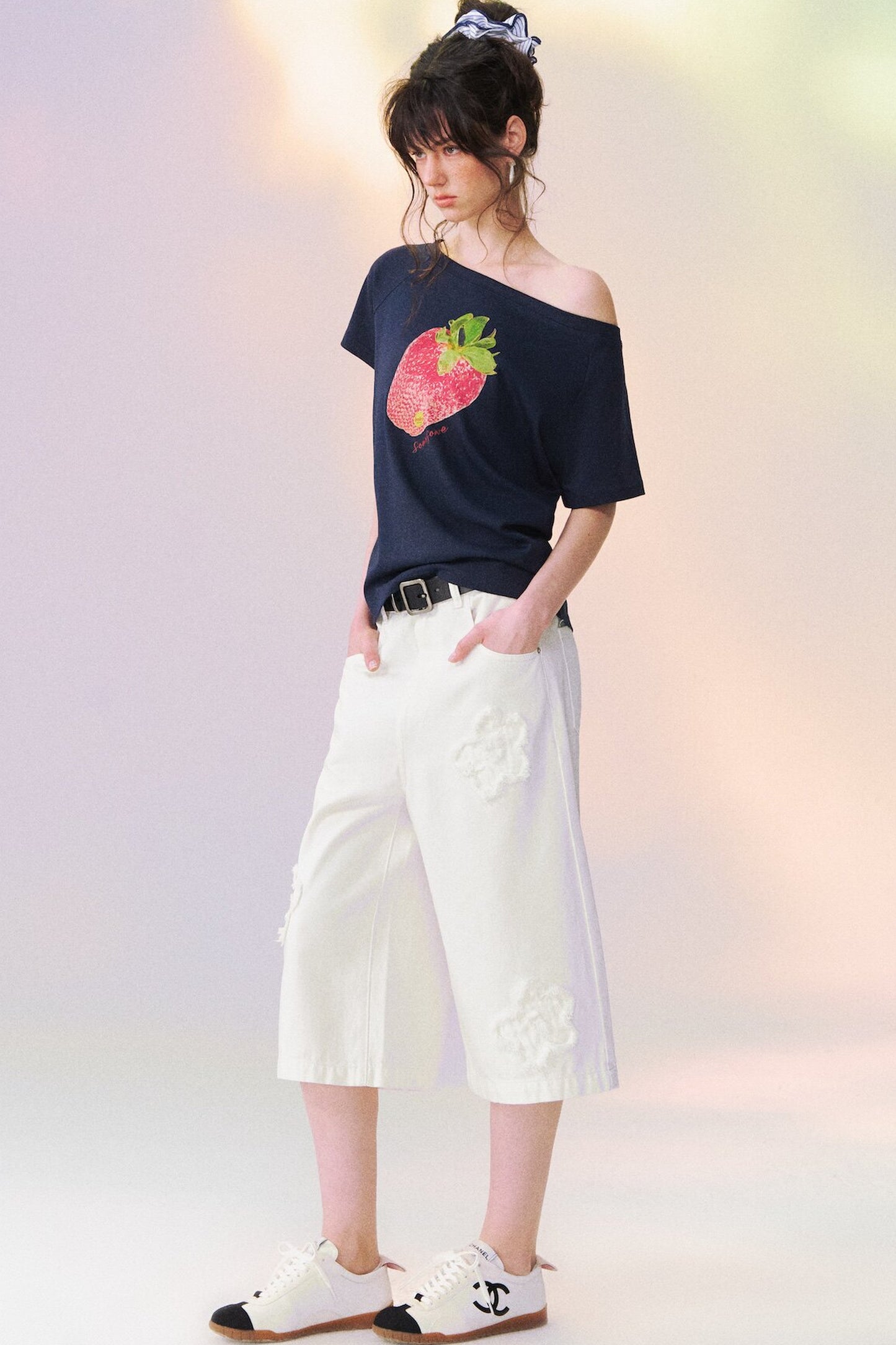 Raw Edge Floral Wide-Leg Pants