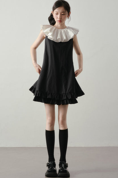 Black White Contrast Ruffle Collar Sleeveless Dress