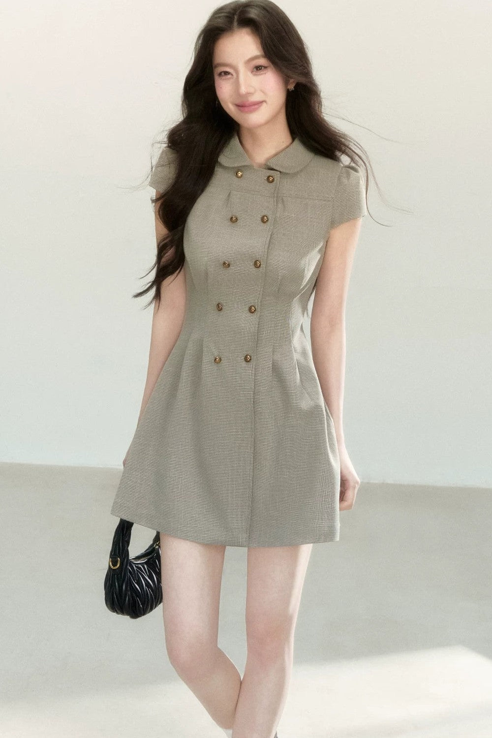 Retro-Preppy-Kleid mit Puppenkragen